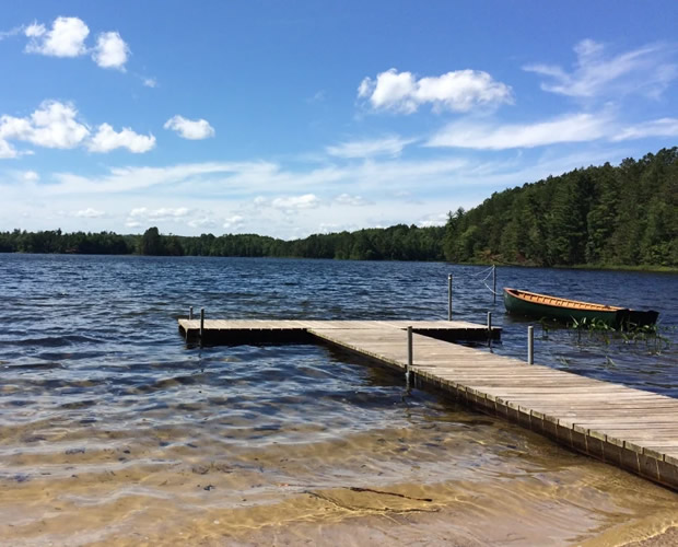 lac-du-flambeau-lake-pier-shoreline-500